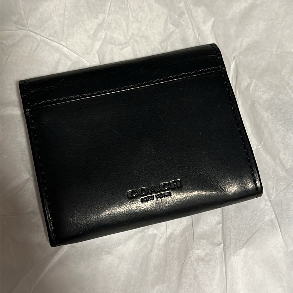 🤑SOLD🤑 Authentic Coach Genuine Water Buffalo black card holder/change purse - Picture 2 of 6